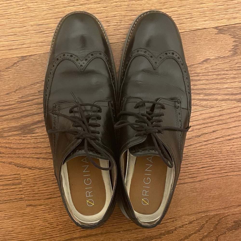 Cole Haan Black Leather Oxfords